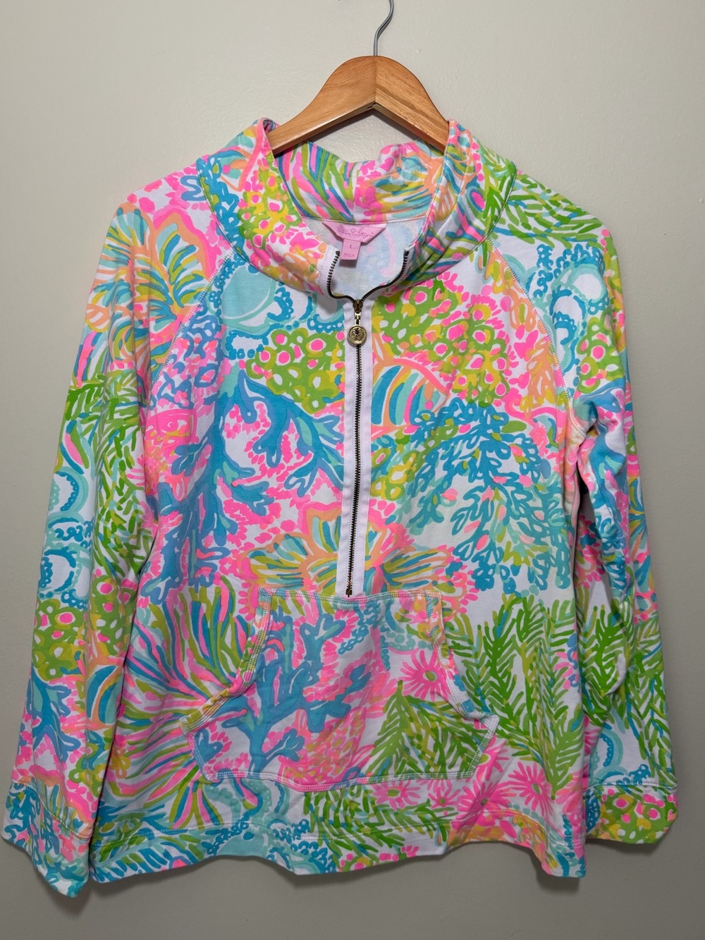 Lilly Pulitzer Skipper Popover Lovers Coral - Picture 2 of 6